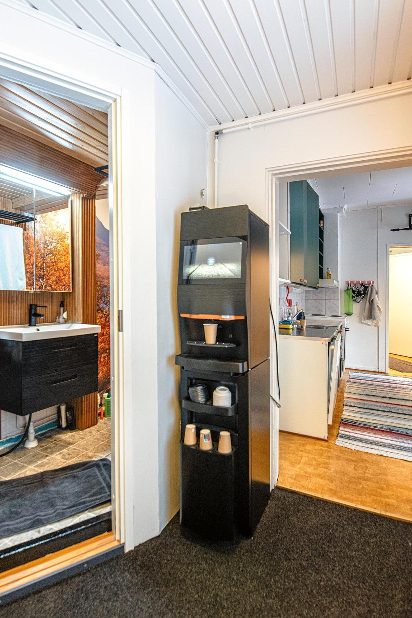 Relax & Recharge - A Unique Suite With A Touch Of Luxury - Hot Tub And Sauna Inspired Decor #Not A Real Sauna# Easy City Access - Direct Train 15 Min To City Helsinki Eksteriør billede